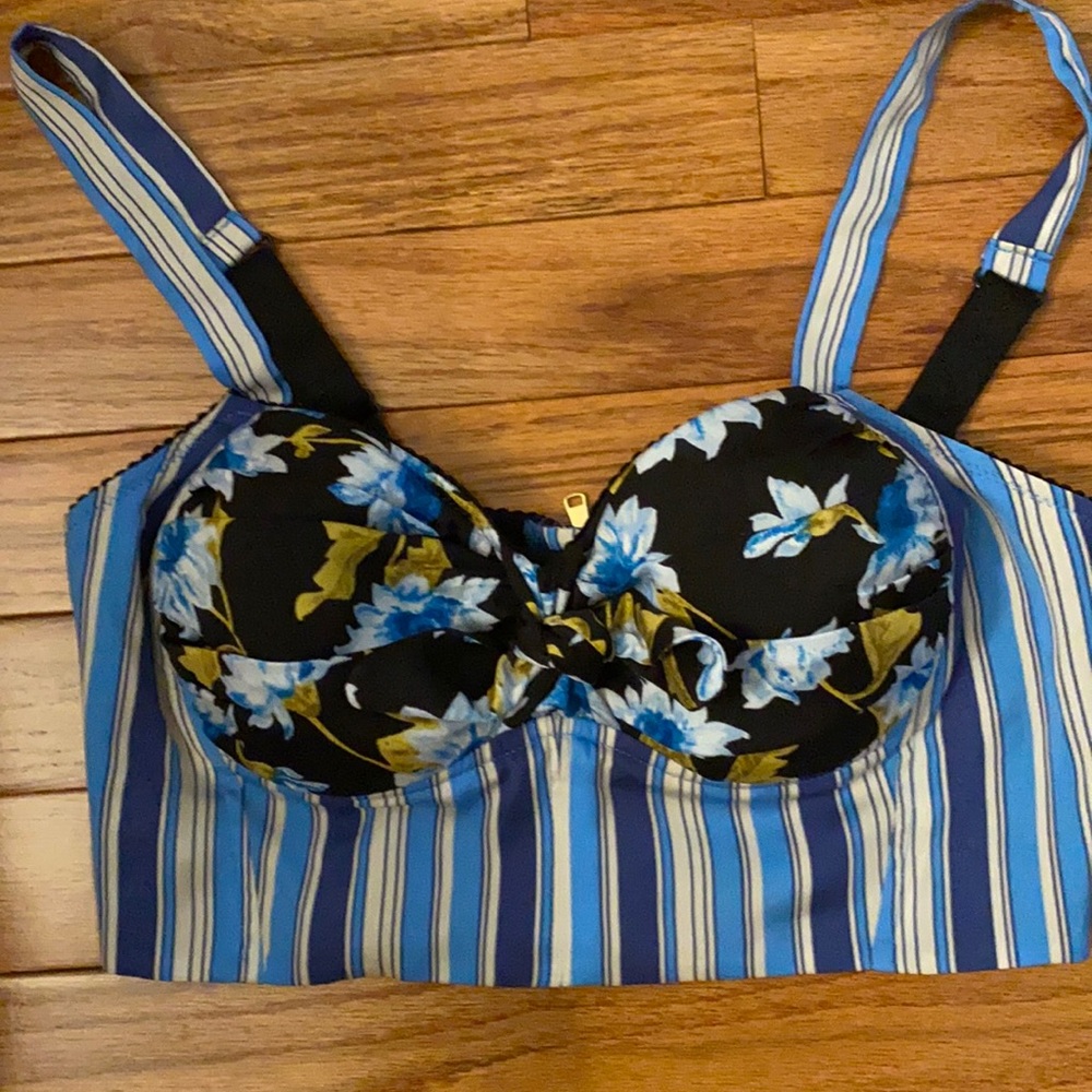 Victoria’s Secret bra top
